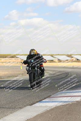 media/Nov-03-2024-TrackDaz (Sun) [[44580f4982]]/B Group/1220pm (Wheelie Bump)/